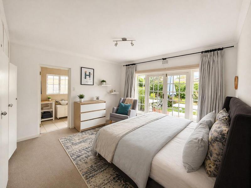 2 Bedroom Property for Sale in Harfield Village Western Cape